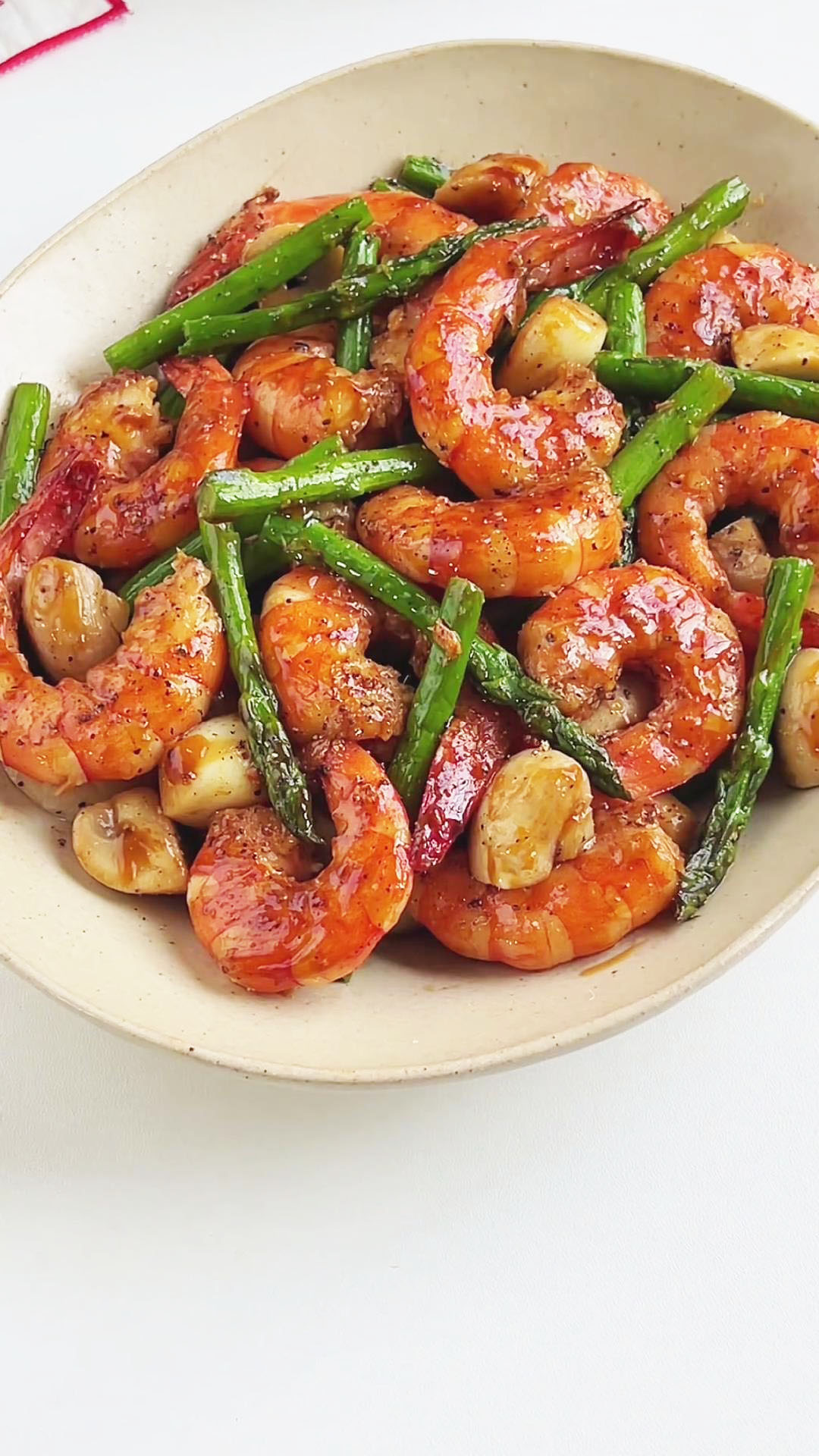 Stir-fried Shrimp with Asparagus and Button Mushrooms